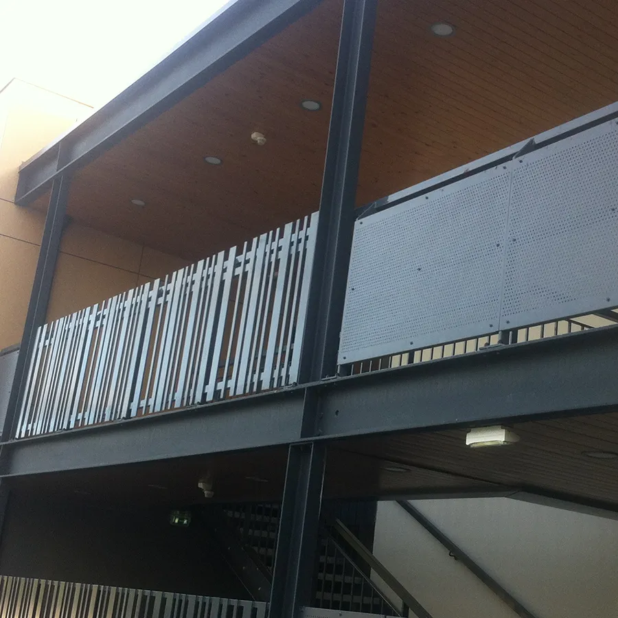 Garde-corps métal pour balcon
