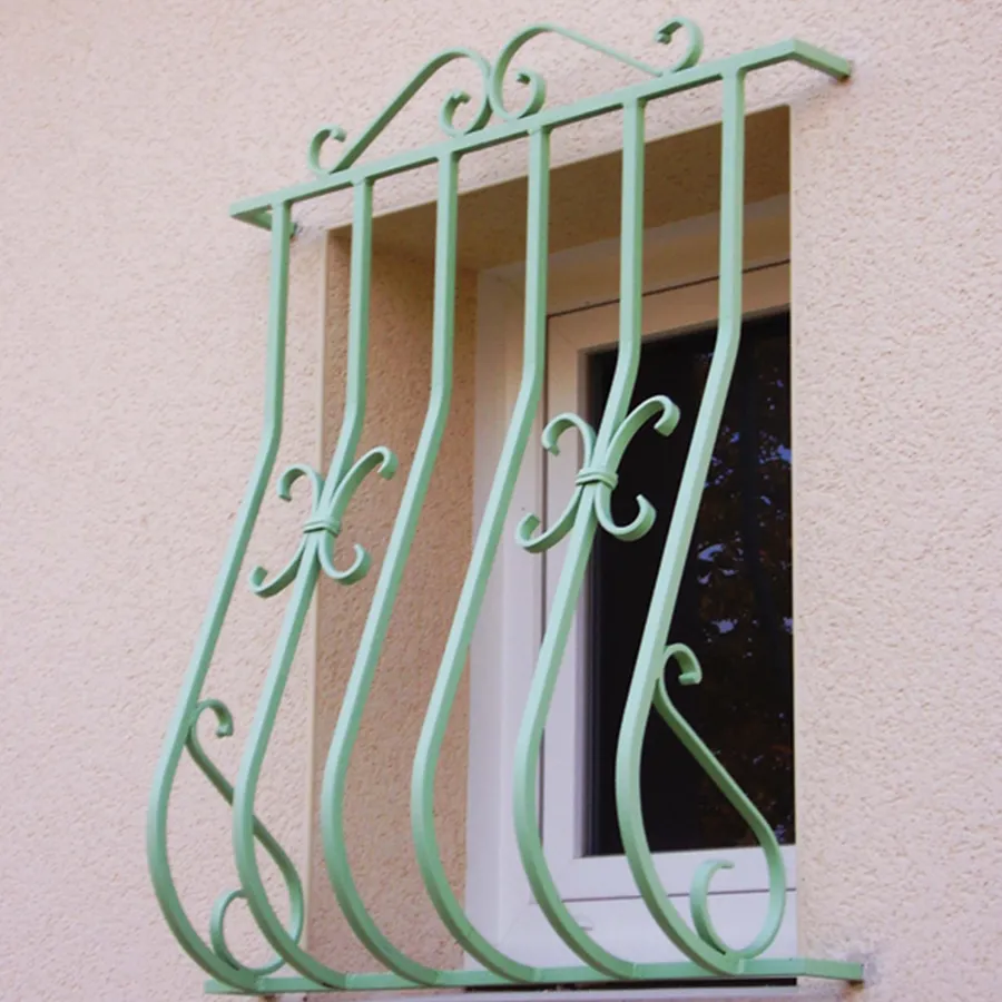 Grille de défense avec finition peinture epoxy verte pour maison individuelle